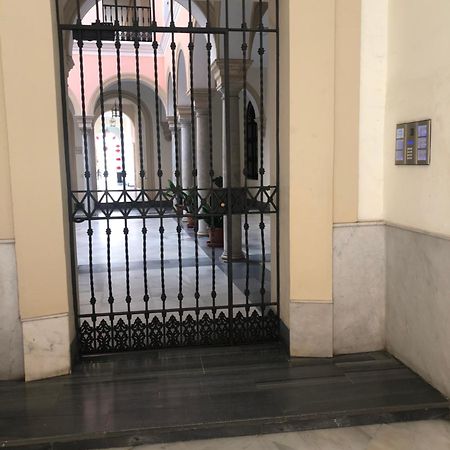 Apartamento Semi-Industrial Palacio Castilla Jerez de la Frontera Exterior foto